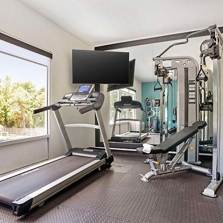 פנסקולה Best Western Plus Blue Angel Inn מראה חיצוני תמונה