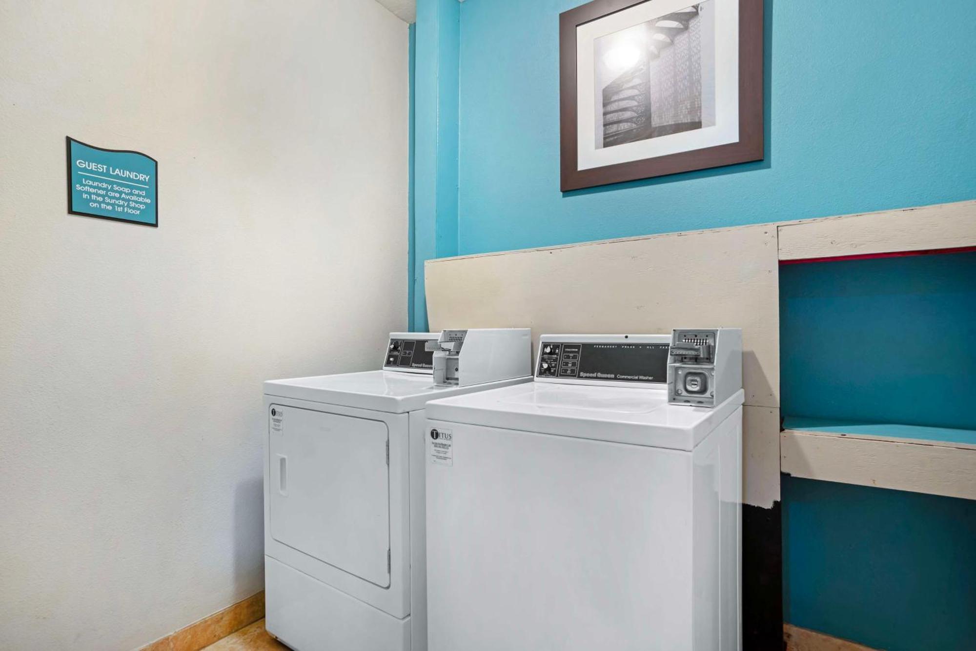 פנסקולה Best Western Plus Blue Angel Inn מראה חיצוני תמונה